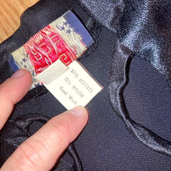 Vintage 70s Sleeveless Top Black Satin Finish Embroidered Details Ties sz Medium - Picture 10 of 11